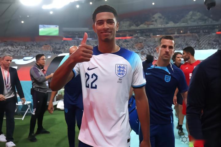 聚合发射平 聚合发射平